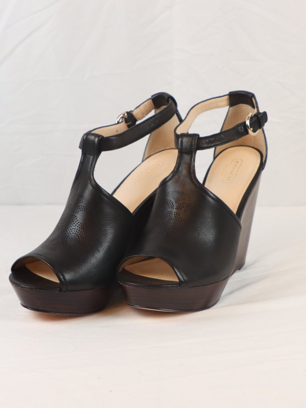 Coach Size 9 Black Platform Wedges - Picture 3 of 5